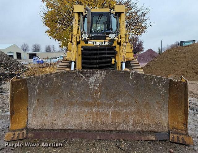 Image of Caterpillar D6R XL equipment image 1