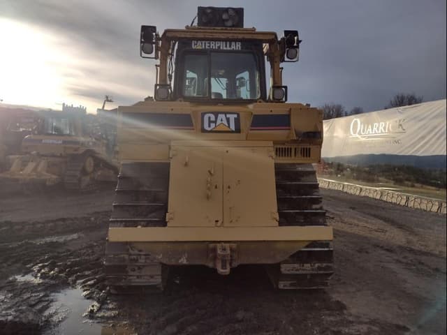 Image of Caterpillar D8R equipment image 3