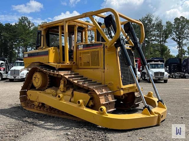 Image of Caterpillar D8R equipment image 2