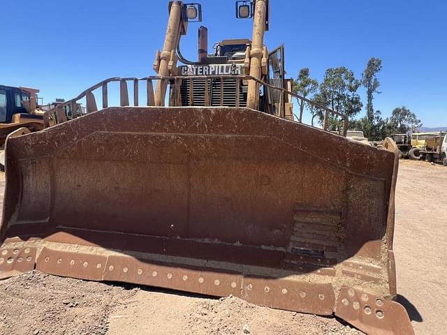 Image of Caterpillar D8R equipment image 2