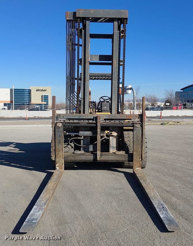 Image of Caterpillar DP90 equipment image 1