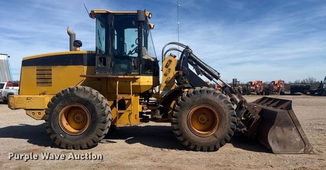 Image of Caterpillar IT28G equipment image 3