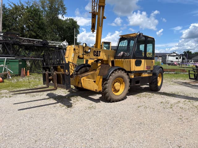 Image of Caterpillar TH103 equipment image 1