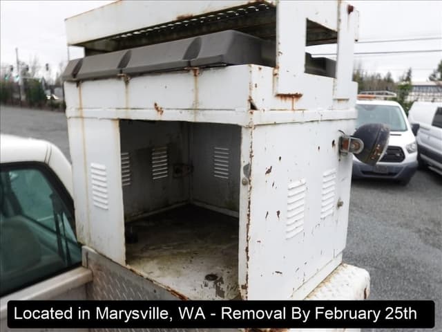 Image of Chevrolet 3500 equipment image 1