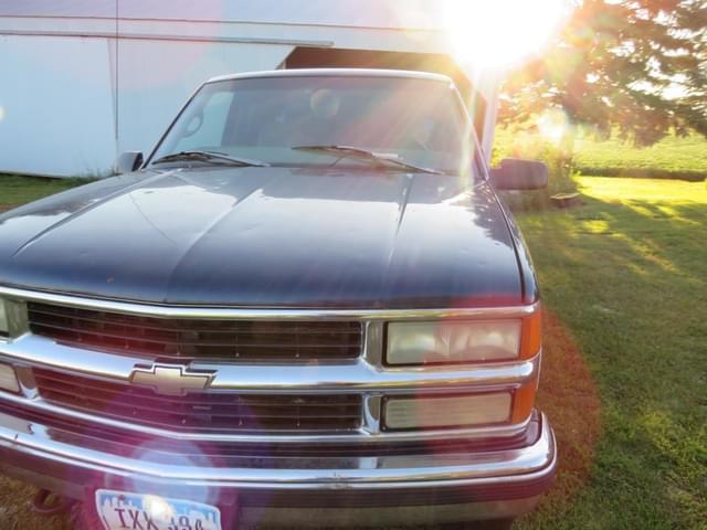 Image of Chevrolet 1500 equipment image 2