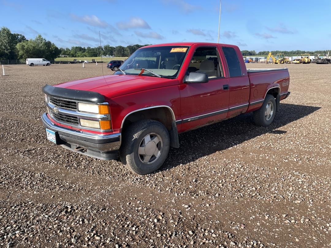 Image of Chevrolet 1500 Primary image
