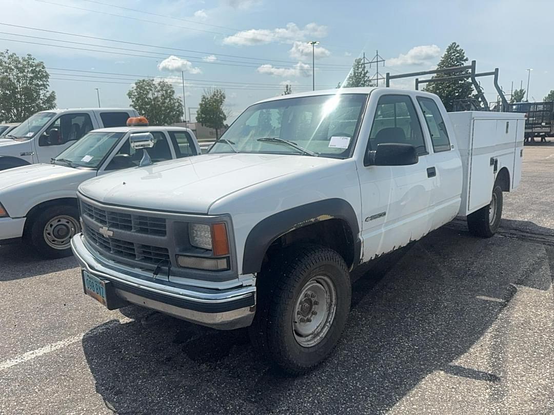Image of Chevrolet 2500 Primary image