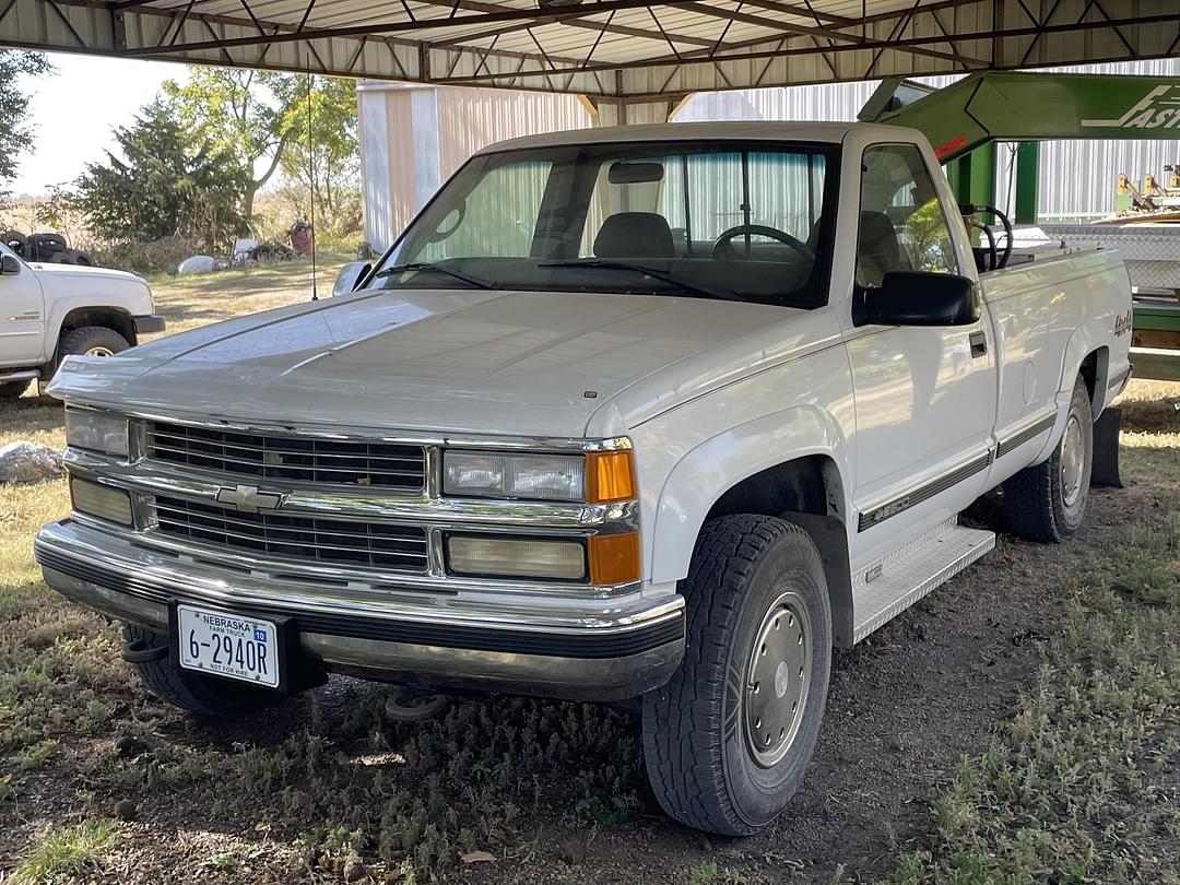 Image of Chevrolet 2500 Primary image