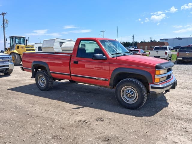 Image of Chevrolet 2500 equipment image 4