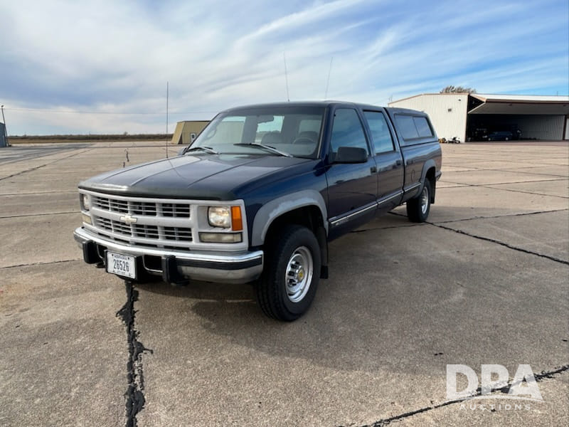 1998 Chevrolet 3500 Equipment Image0