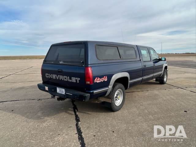 Image of Chevrolet 3500 equipment image 3