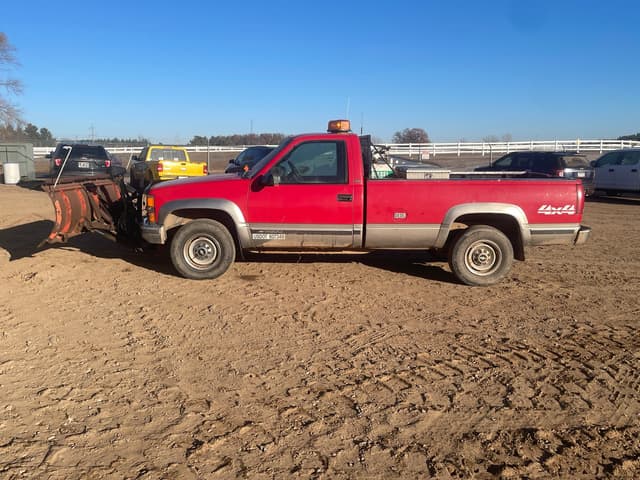 Image of Chevrolet 3500 equipment image 1