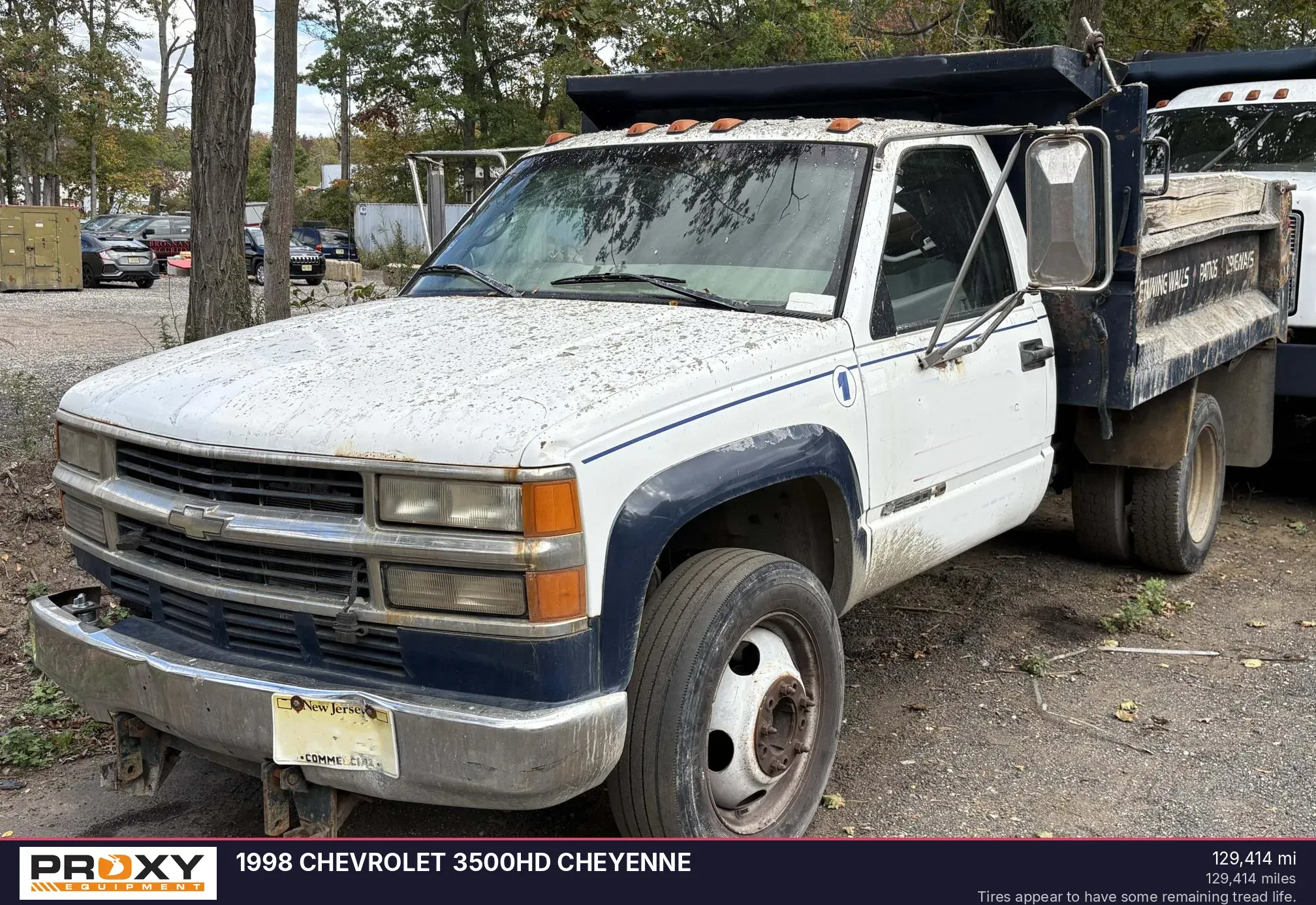1998 Chevrolet 3500HD Equipment Image0