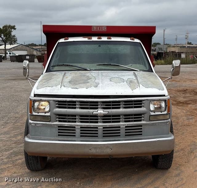 Image of Chevrolet C3500 equipment image 1