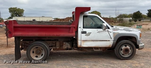 Image of Chevrolet C3500 equipment image 3