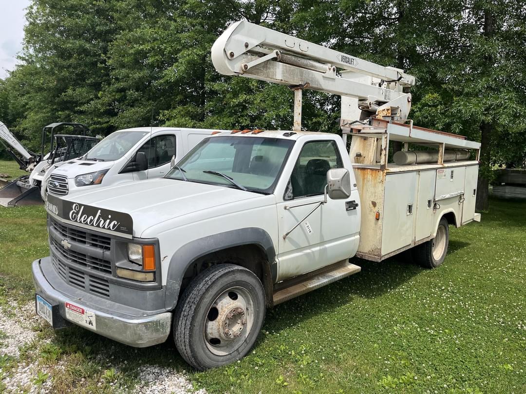 Image of Chevrolet 3500 Primary image