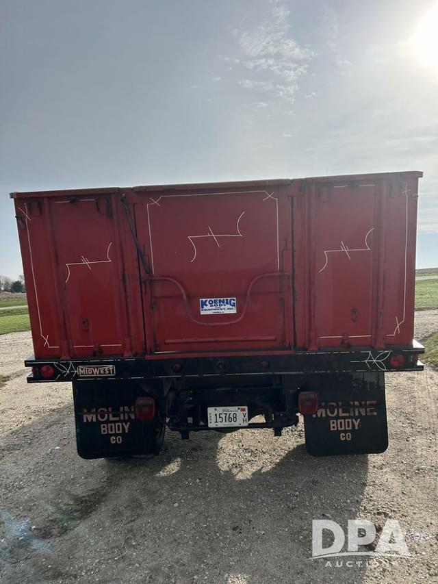 Image of Chevrolet C6500 equipment image 3