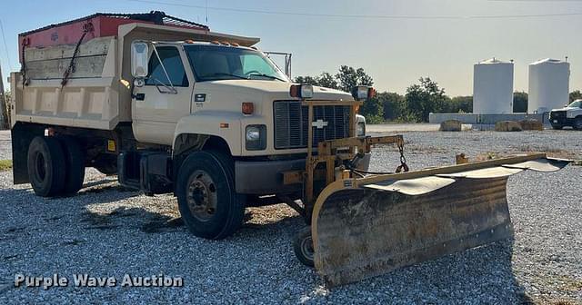 Image of Chevrolet C7500 equipment image 2