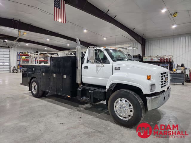 Image of Chevrolet C7500 equipment image 1