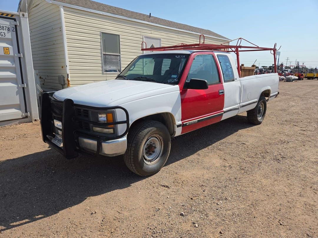 Image of Chevrolet 2500 Primary image