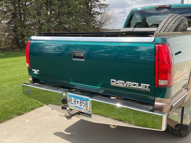 Image of Chevrolet 2500 equipment image 2