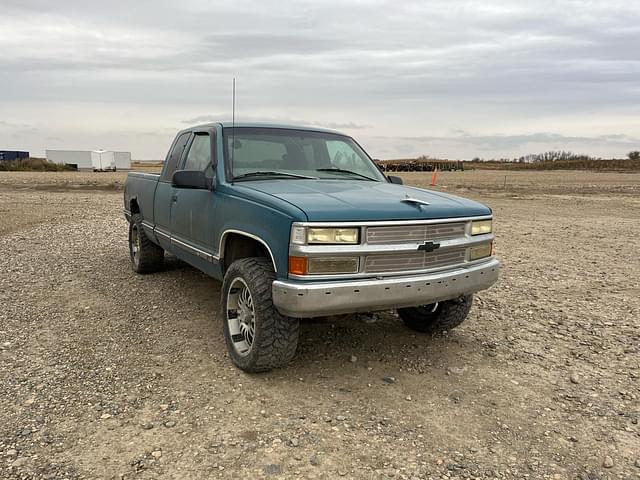 Image of Chevrolet 1500 equipment image 2