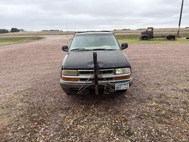 Image of Chevrolet S10 equipment image 3