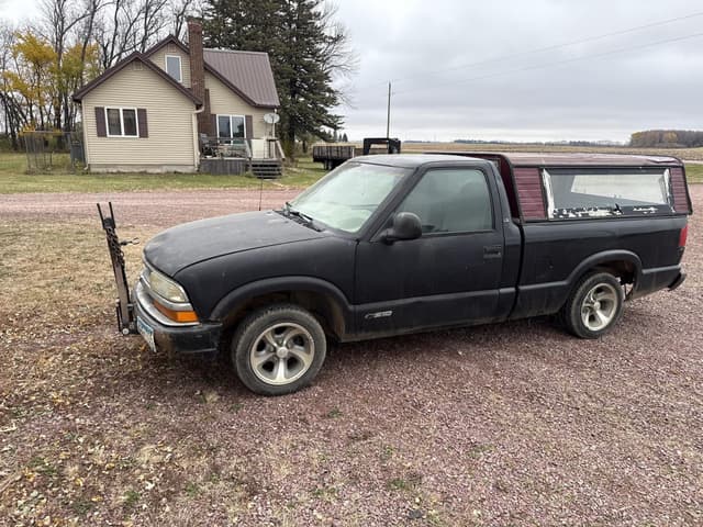 Image of Chevrolet S10 equipment image 1