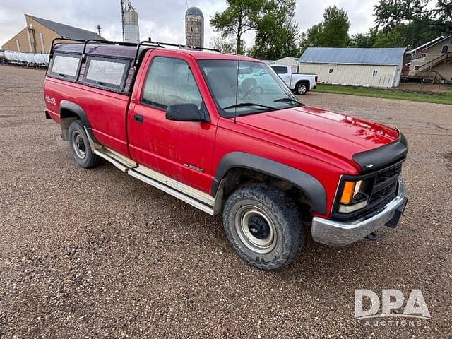 Image of Chevrolet 2500 equipment image 4