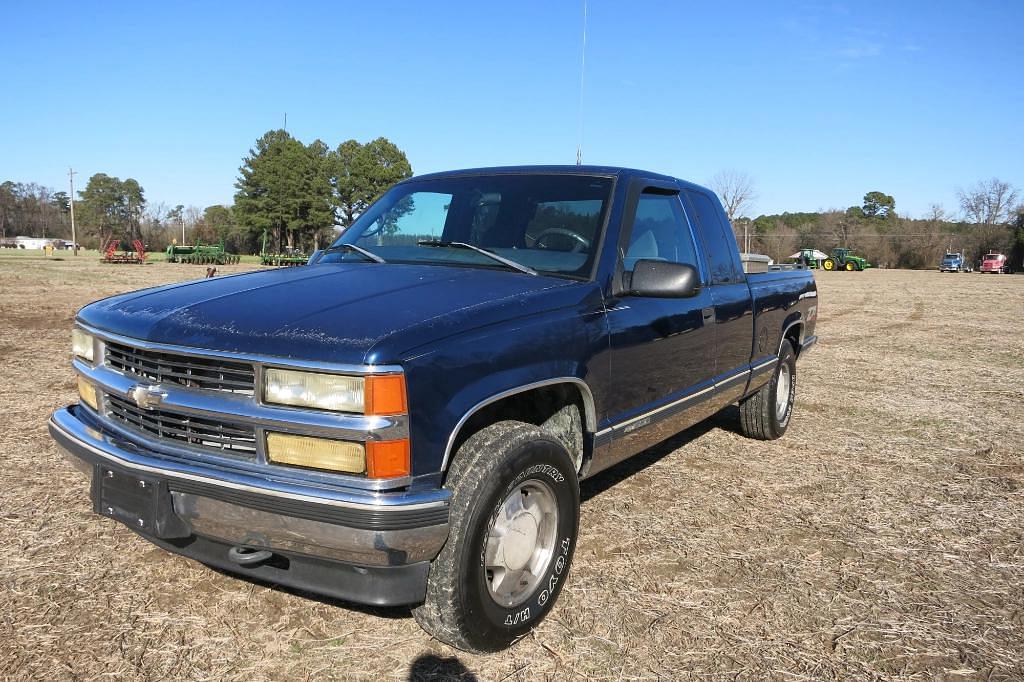 Image of Chevrolet 1500 Primary image