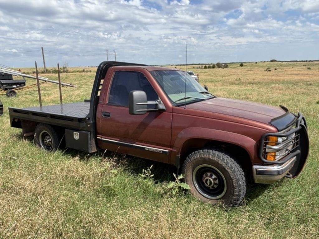 Image of Chevrolet 2500 Primary image