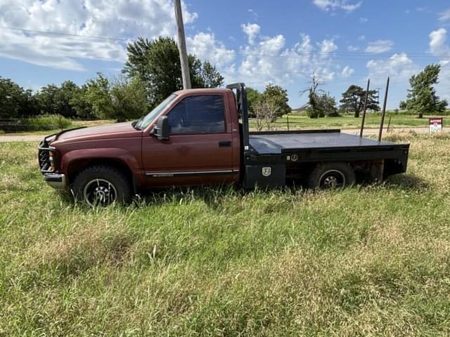Image of Chevrolet 2500 equipment image 2