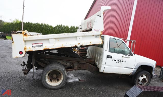 Image of Chevrolet 3500HD equipment image 4