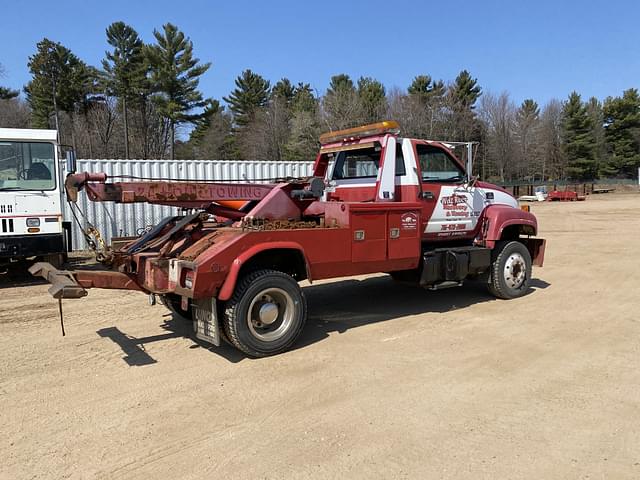 Image of Chevrolet 6500 equipment image 4