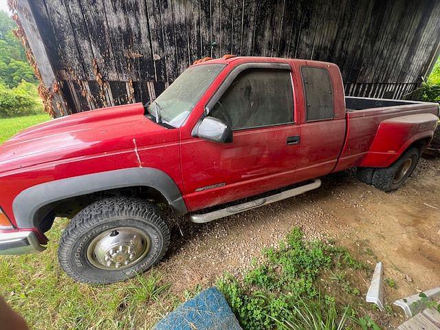 Image of Chevrolet C3500 equipment image 2