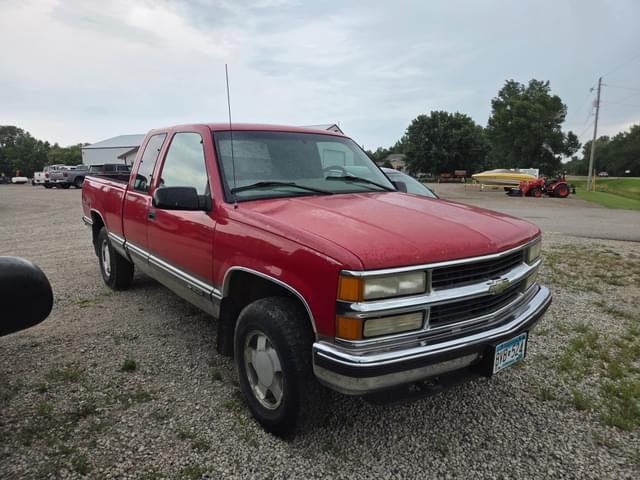 Image of Chevrolet K1500 equipment image 1