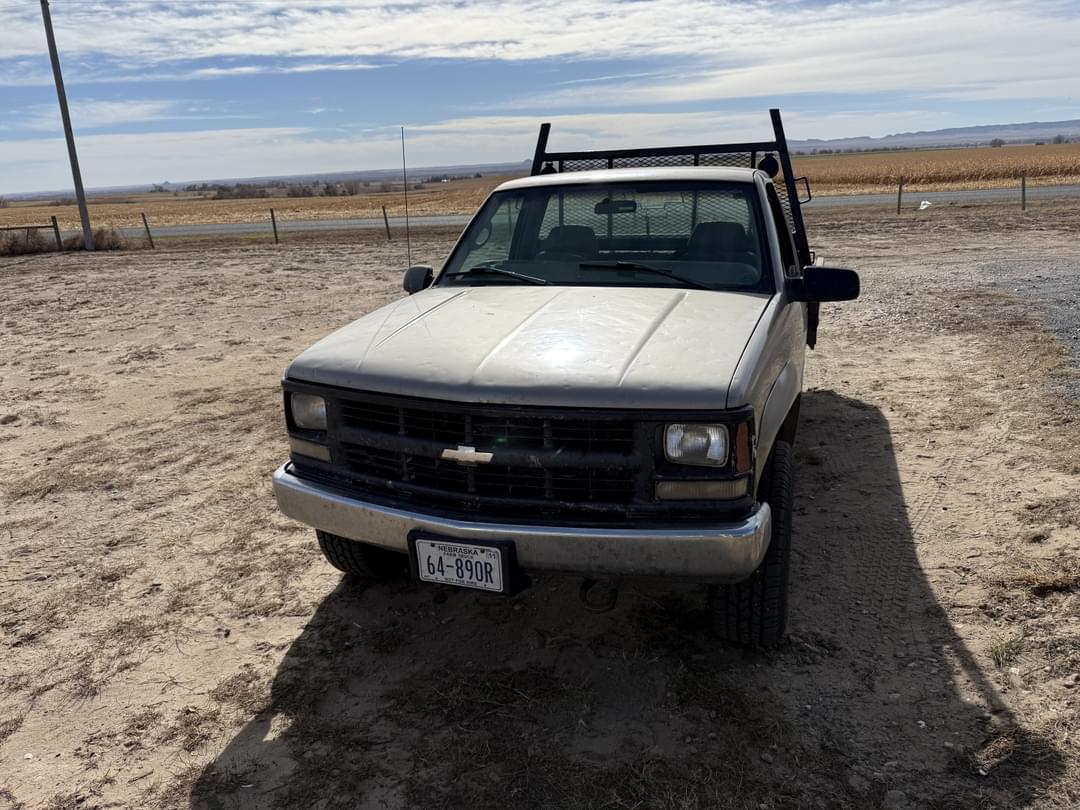 Image of Chevrolet K2500 Primary image