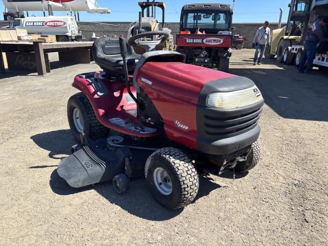 Image of Craftsman LT2000 equipment image 1