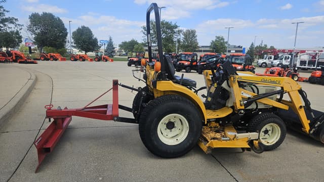 Image of Cub Cadet 7205 equipment image 3