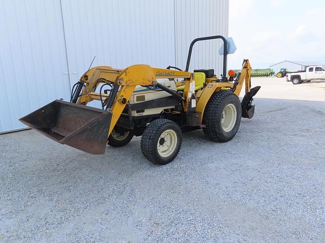 Image of Cub Cadet 7305 equipment image 1