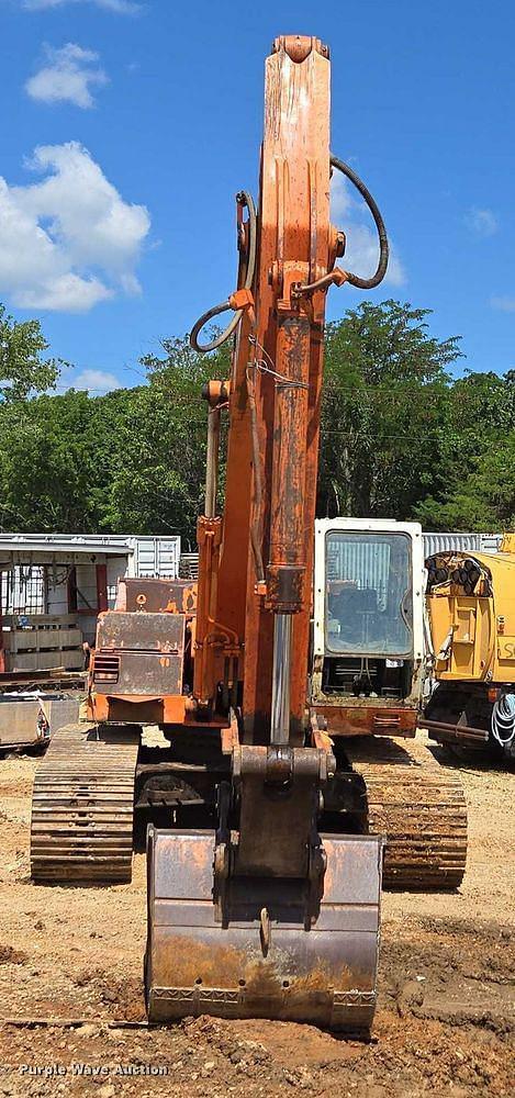 Image of Daewoo DH320 equipment image 1