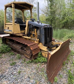 1998 John Deere 450H LT Image