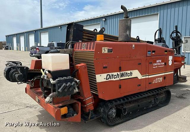 Image of Ditch Witch JT2720 equipment image 4