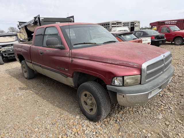 Image of Dodge Ram 1500 equipment image 1