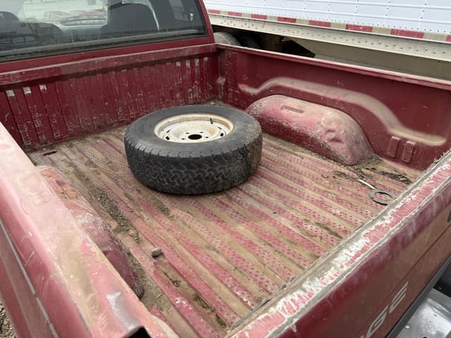 Image of Dodge Ram 1500 equipment image 4