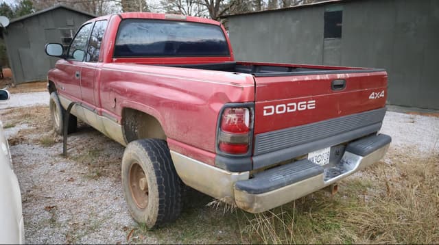 Image of Dodge Ram 1500 equipment image 2