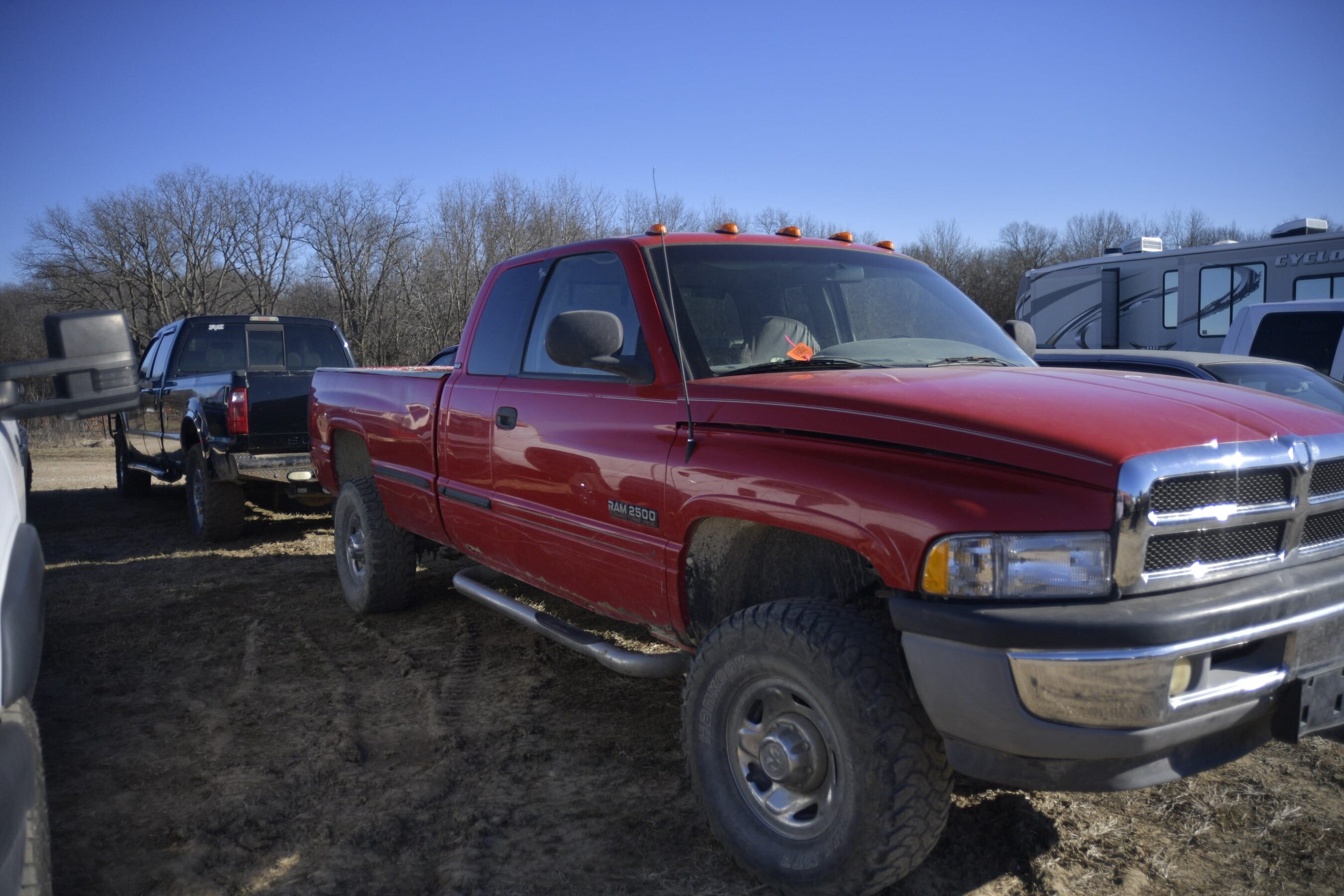 1998 Dodge Ram 2500 Equipment Image0