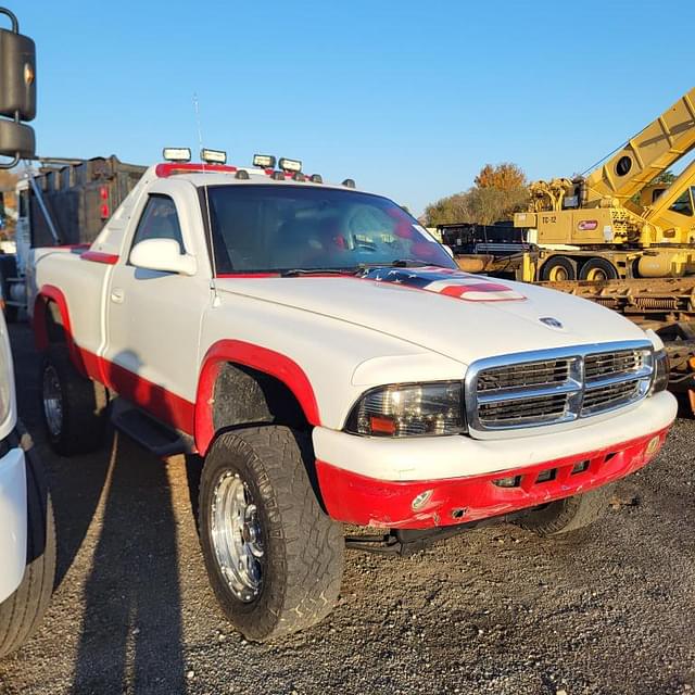 Image of Dodge Dakota equipment image 2