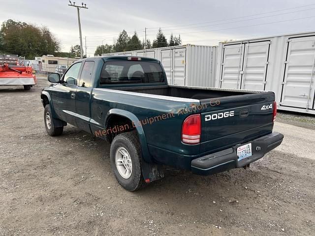 Image of Dodge Dakota equipment image 3