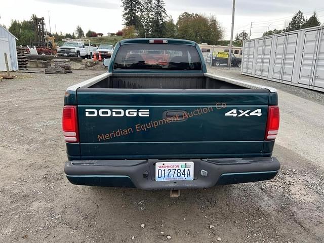 Image of Dodge Dakota equipment image 4